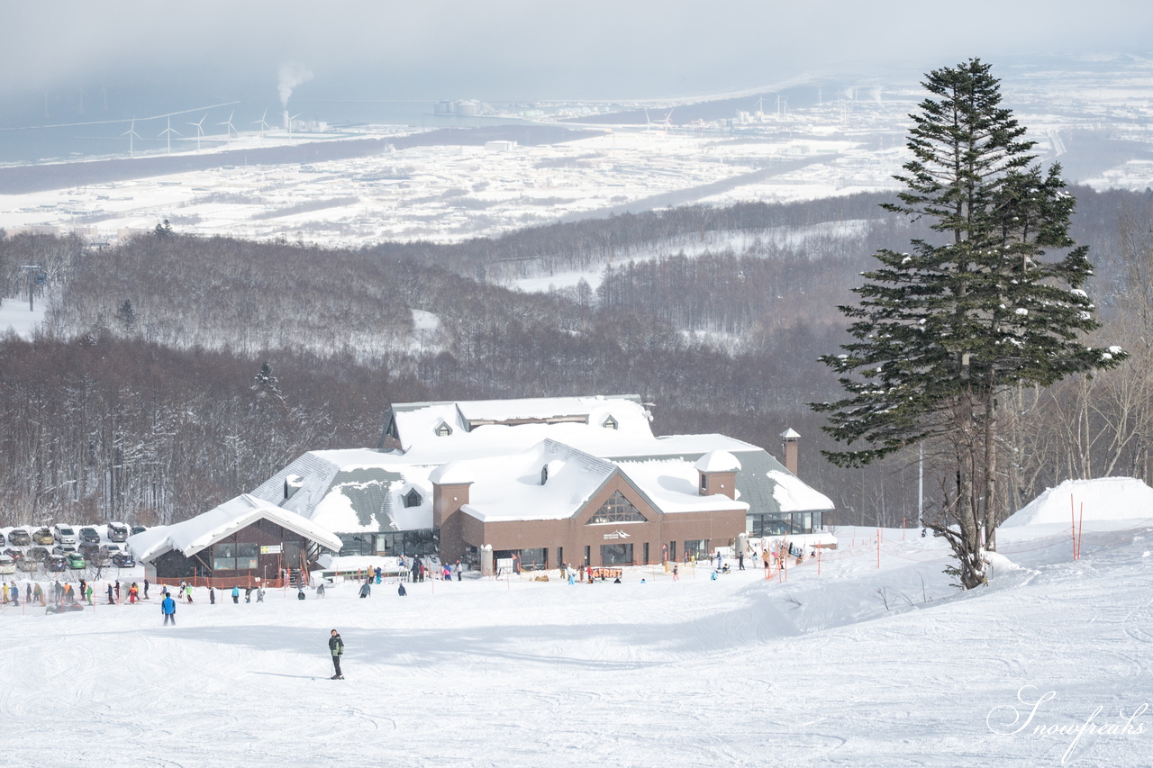 2026【4FRNT GUERRILLA RIDE EVENT】｜アメリカからやってきたゲストライダーたちが、サッポロテイネを滑る、飛ぶ！！